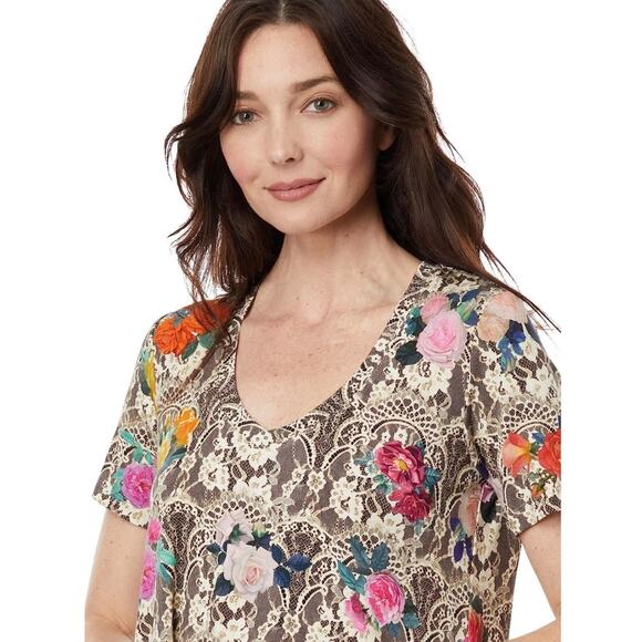 Johnny Was The Janie Favorite Short Sleeve V-Neck Swing Tee Size XL - Picture 2 of 12